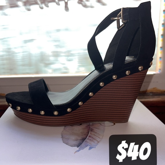 Jessica Simpson - Picture 1 of 1